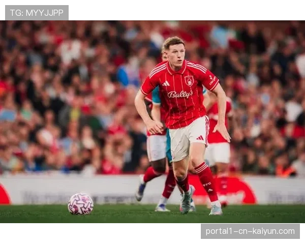 诺丁汉森林安德森243次夺回球权，中游球队防守控制力崛起